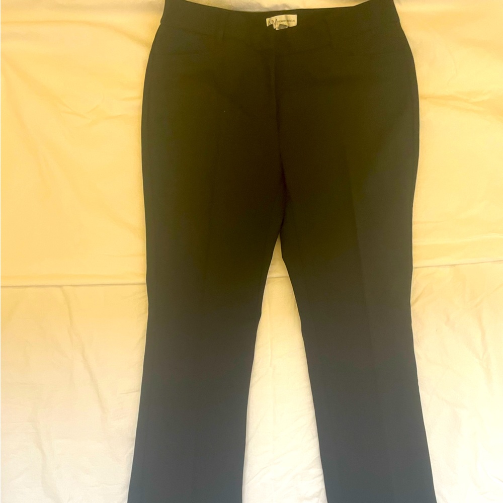 Neimans sold black, bootcut pants.